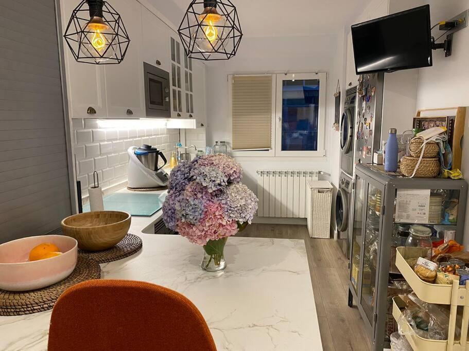 Apartamento A 100Metros De La Playa De San Lorenzo Gijón Eksteriør bilde