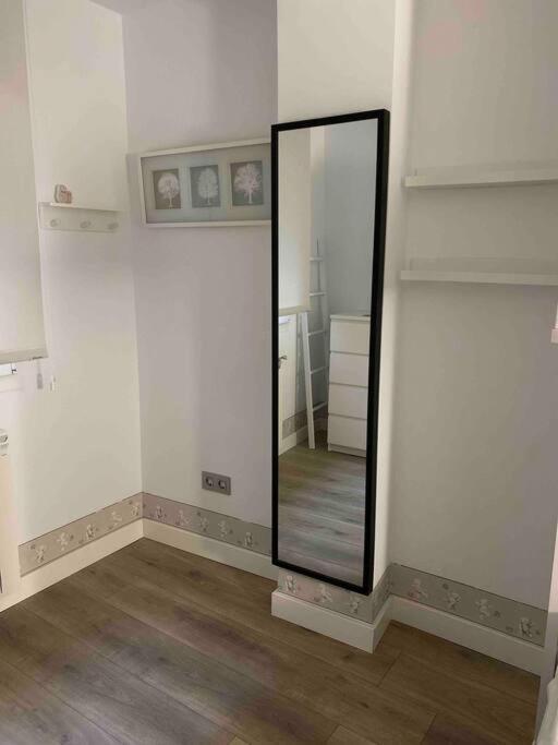 Apartamento A 100Metros De La Playa De San Lorenzo Gijón Eksteriør bilde
