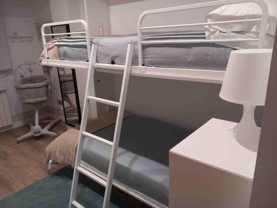 Apartamento A 100Metros De La Playa De San Lorenzo Gijón Eksteriør bilde