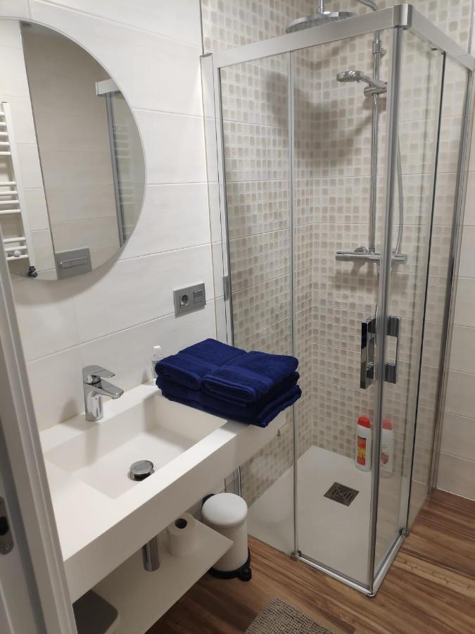 Apartamento A 100Metros De La Playa De San Lorenzo Gijón Eksteriør bilde